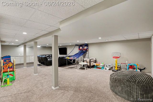 4575 Northridge Court, West Bloomfield, MI 48323