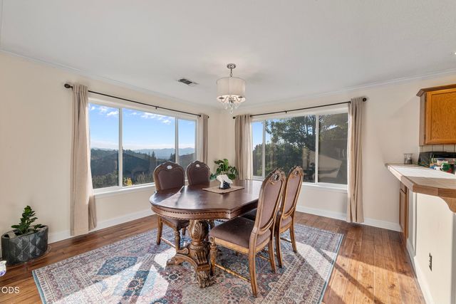 4773 Cloudcrest Drive, Medford, OR 97504