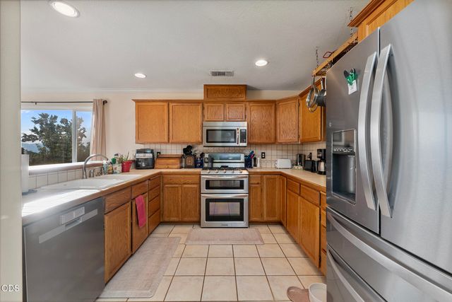 4773 Cloudcrest Drive, Medford, OR 97504