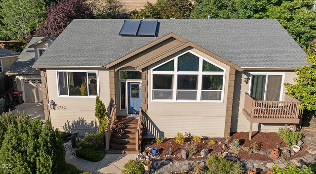 4773 Cloudcrest Drive, Medford, OR 97504