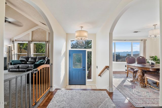 4773 Cloudcrest Drive, Medford, OR 97504