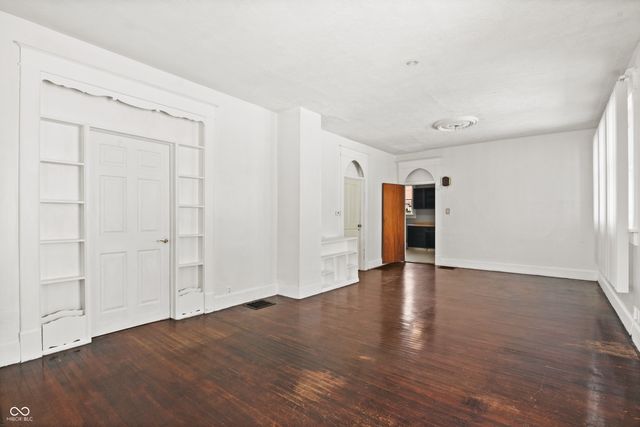 962 W 35th Street, Indianapolis, IN 46208