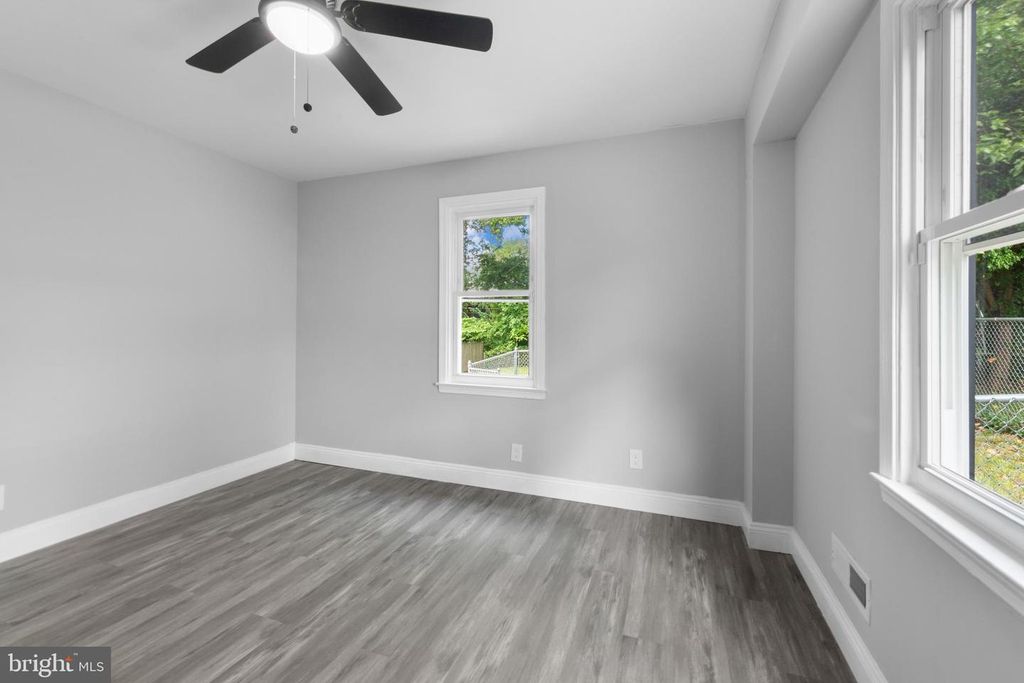 Image 23 of property listing at 6512 BROOK AVE, Baltimore, MD 21206
