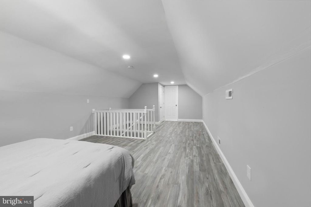 Image 27 of property listing at 6512 BROOK AVE, Baltimore, MD 21206