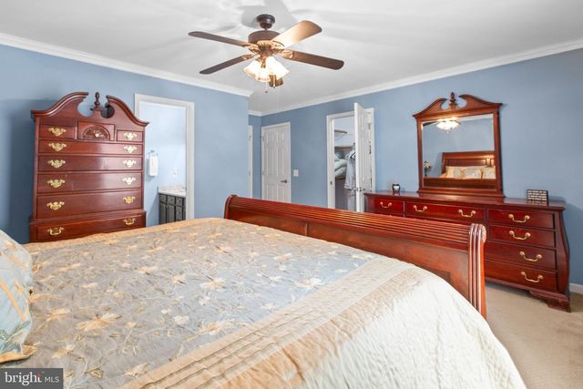 216 FAIRFAX LN, Locust Grove, VA 22508