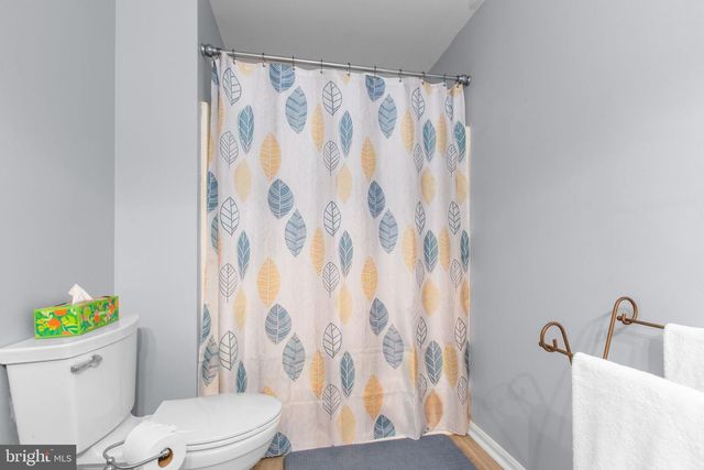 216 FAIRFAX LN, Locust Grove, VA 22508