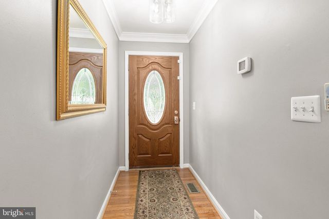 216 FAIRFAX LN, Locust Grove, VA 22508