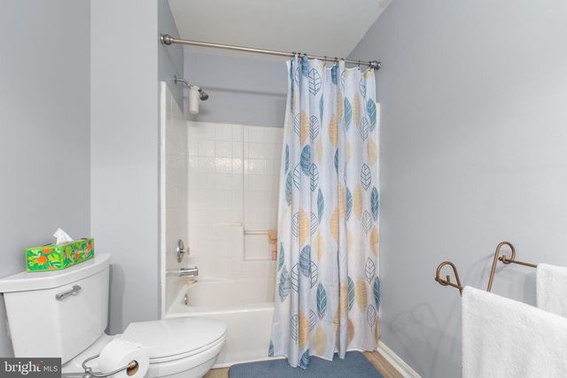 216 FAIRFAX LN, Locust Grove, VA 22508