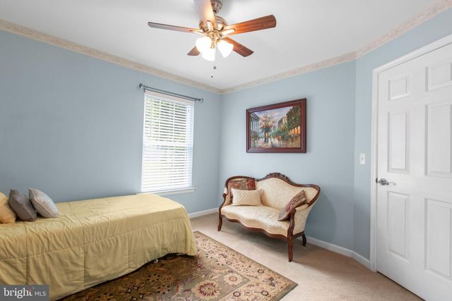 216 FAIRFAX LN, Locust Grove, VA 22508