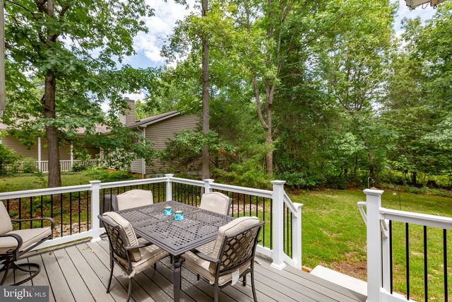 216 FAIRFAX LN, Locust Grove, VA 22508