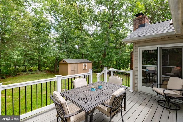 216 FAIRFAX LN, Locust Grove, VA 22508