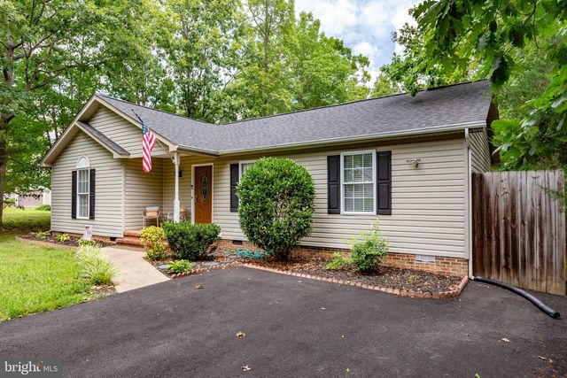 216 FAIRFAX LN, Locust Grove, VA 22508