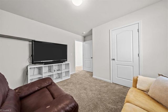 1705 Redbout Court, Hope Mills, NC 28348