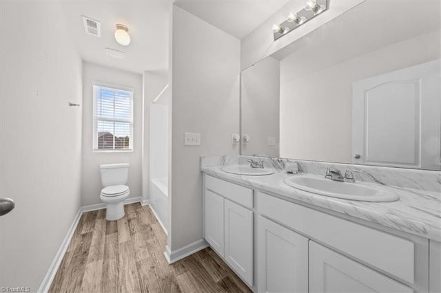 1705 Redbout Court, Hope Mills, NC 28348