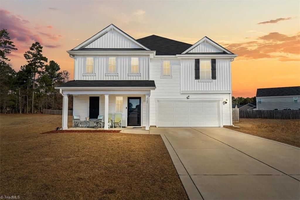 1705 Redbout Court, Hope Mills, NC 28348