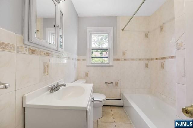 24 Van Vliet Court 2, Clifton, NJ 07013