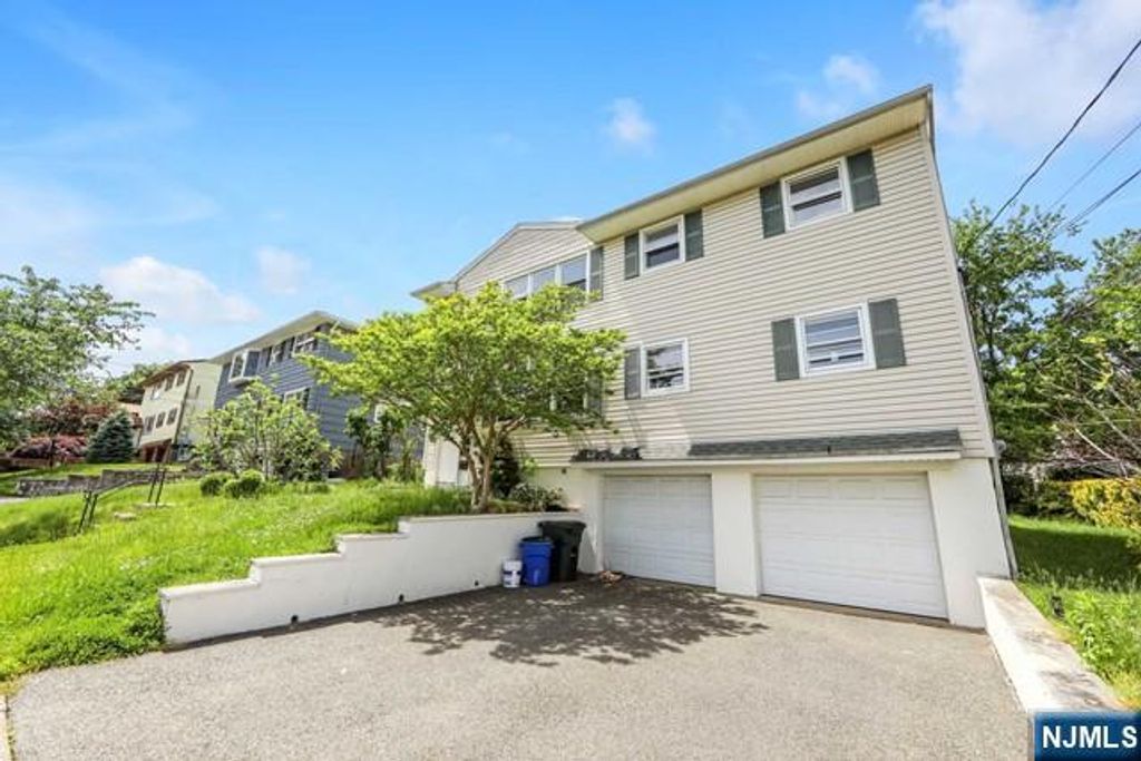 24 Van Vliet Court 2, Clifton, NJ 07013