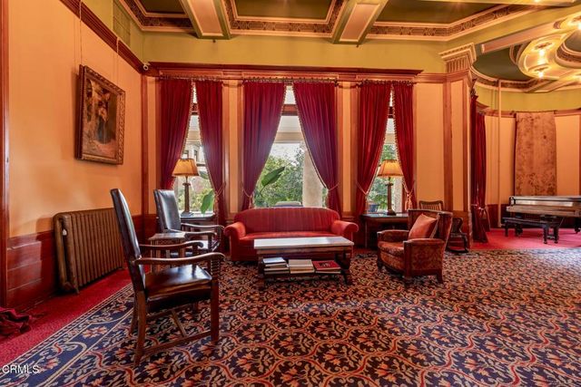 99 S Raymond Avenue 206, Pasadena, CA 91105