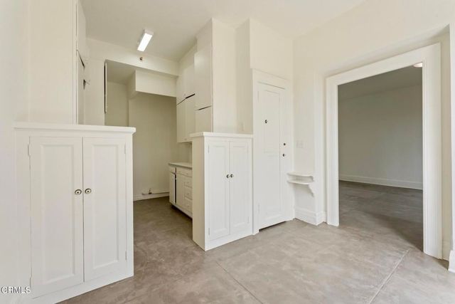 99 S Raymond Avenue 206, Pasadena, CA 91105