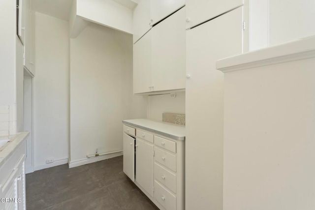 99 S Raymond Avenue 206, Pasadena, CA 91105