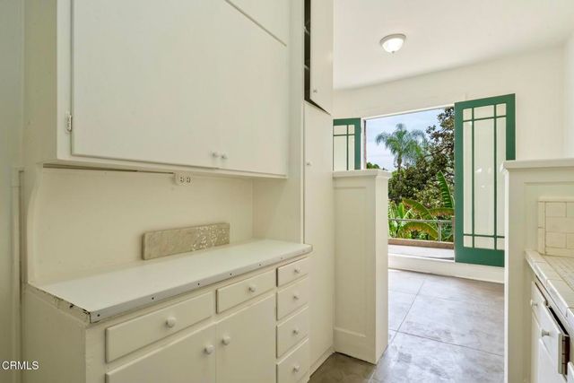 99 S Raymond Avenue 206, Pasadena, CA 91105