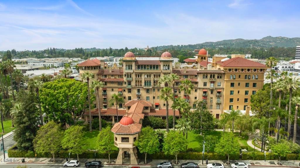 99 S Raymond Avenue 206, Pasadena, CA 91105