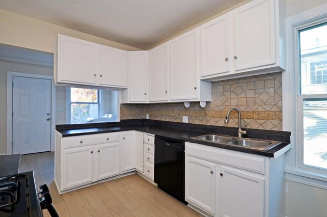 3335 Sheridan Avenue N, Minneapolis, MN 55412