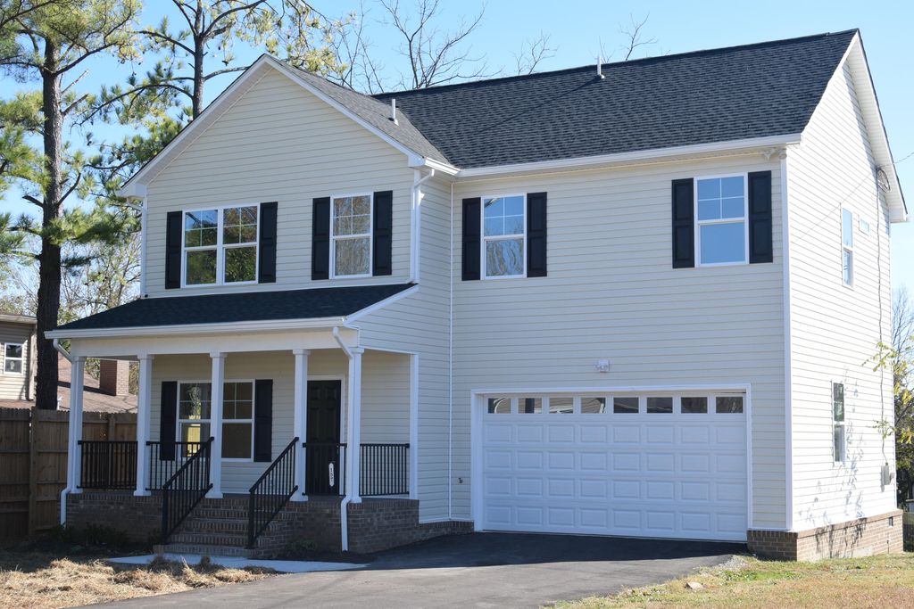 157 Diamond AVE, Rocky Mount, VA 24151