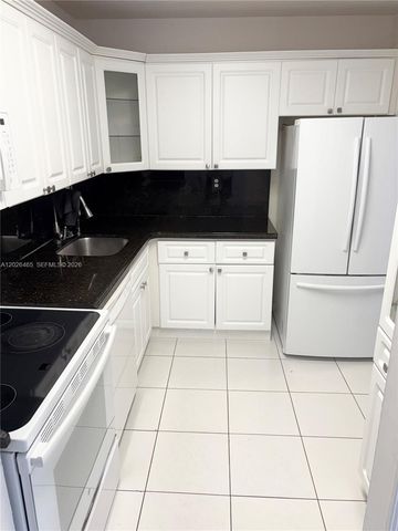 5201 NW 7th St 411, Miami, FL 33126