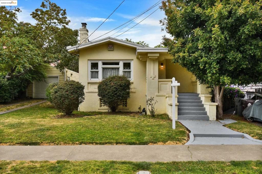 3817 Woodruff Ave, Oakland, CA 94602