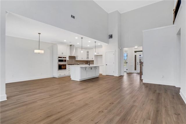 2251 Coffee Lane, Hoschton, GA 30548