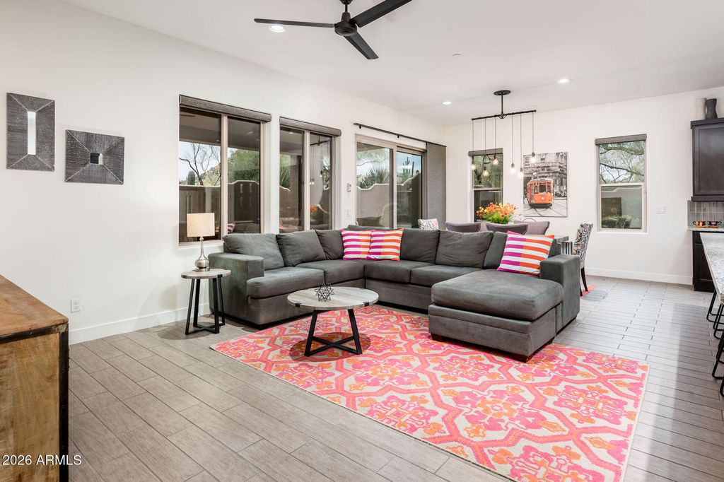 Image 12 of property listing at 27000 N ALMA SCHOOL Parkway 1042, Scottsdale, AZ 85262