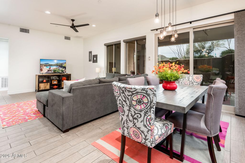 Image 13 of property listing at 27000 N ALMA SCHOOL Parkway 1042, Scottsdale, AZ 85262