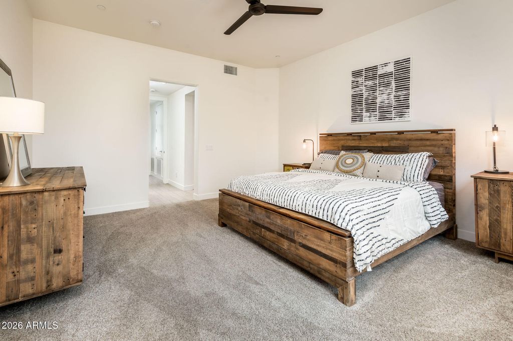 Image 19 of property listing at 27000 N ALMA SCHOOL Parkway 1042, Scottsdale, AZ 85262