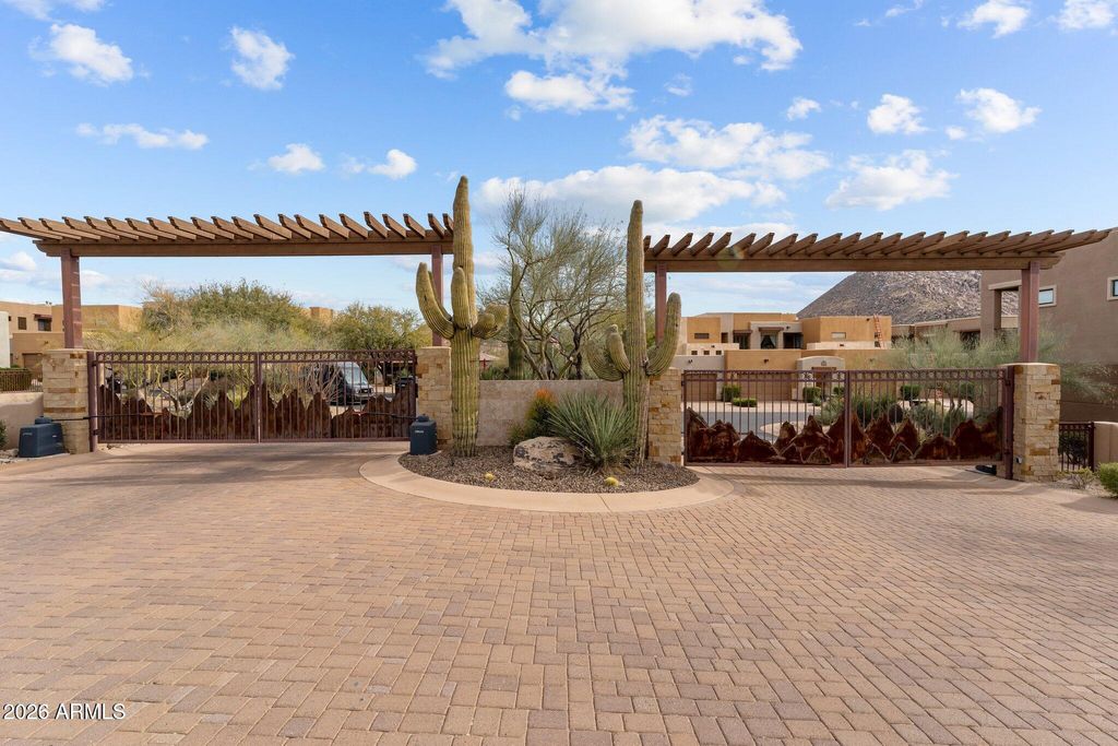 Image 36 of property listing at 27000 N ALMA SCHOOL Parkway 1042, Scottsdale, AZ 85262