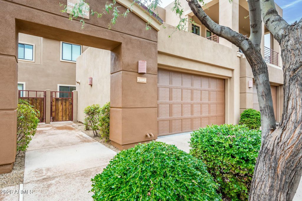 Image 6 of property listing at 27000 N ALMA SCHOOL Parkway 1042, Scottsdale, AZ 85262