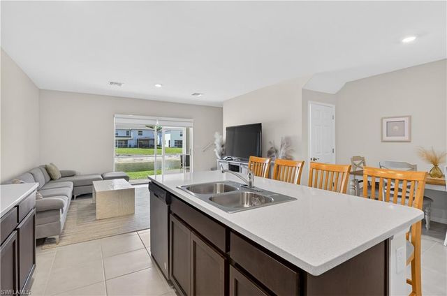 15396 Wildflower CIR, Naples, FL 34119