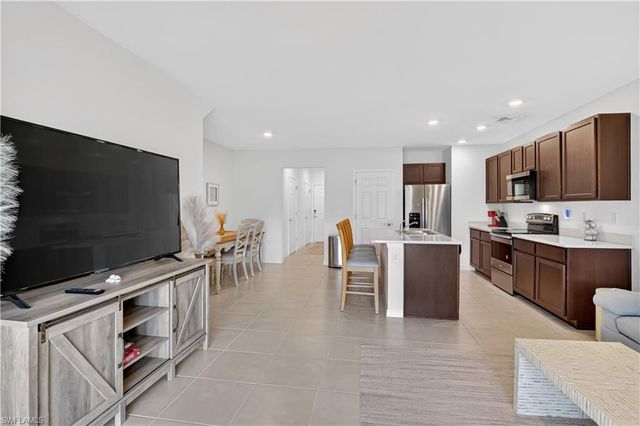 15396 Wildflower CIR, Naples, FL 34119