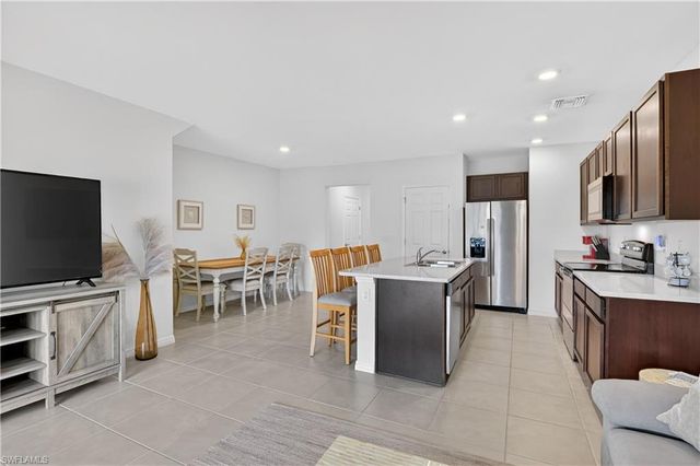 15396 Wildflower CIR, Naples, FL 34119