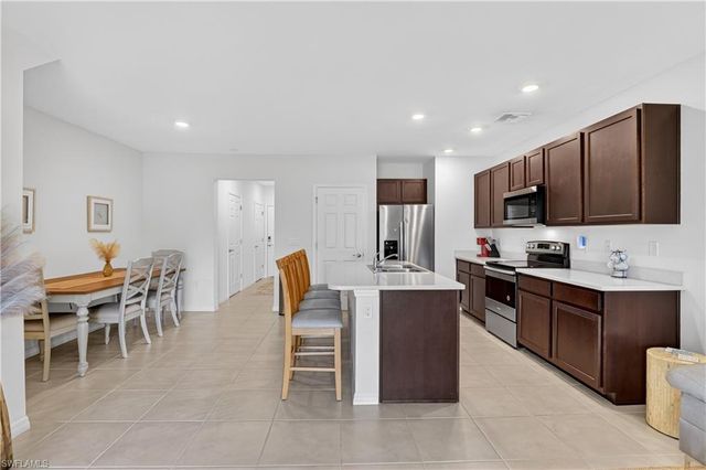 15396 Wildflower CIR, Naples, FL 34119