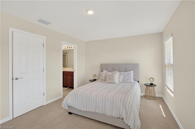 15396 Wildflower CIR, Naples, FL 34119