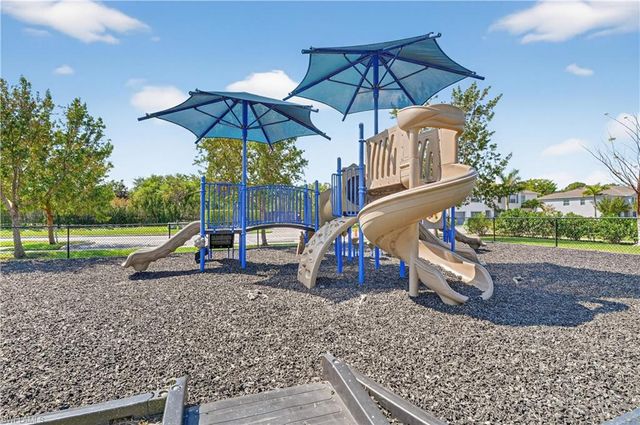 15396 Wildflower CIR, Naples, FL 34119