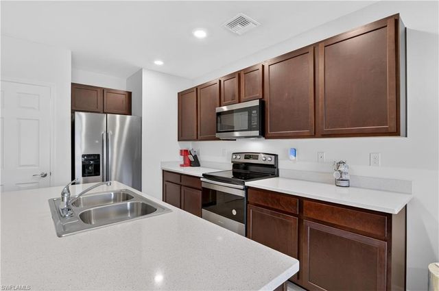 15396 Wildflower CIR, Naples, FL 34119