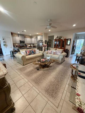 713 Betten St, Los Banos, CA 93635