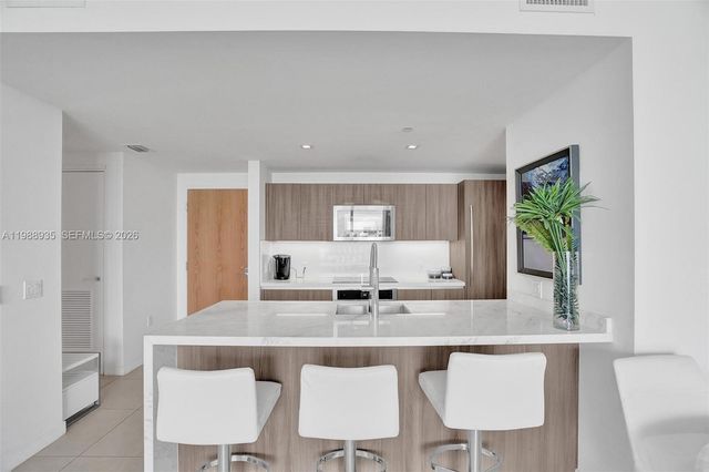 401 N Birch Rd 513, Fort Lauderdale, FL 33304