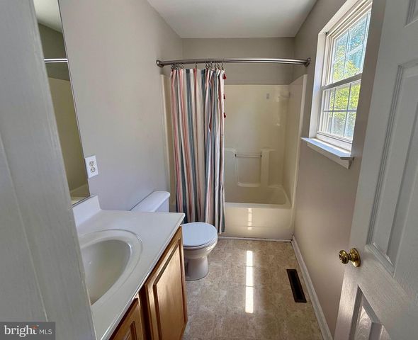 65 LAWRENCE AVE, Severn, MD 21144