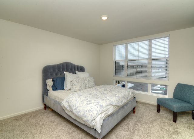 2202 Venture Drive, Schaumburg, IL 60173