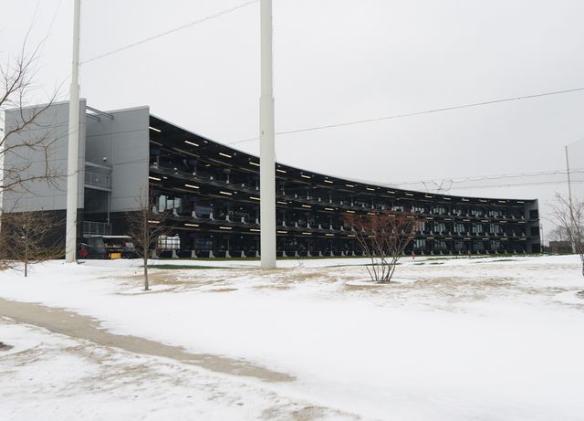 2202 Venture Drive, Schaumburg, IL 60173