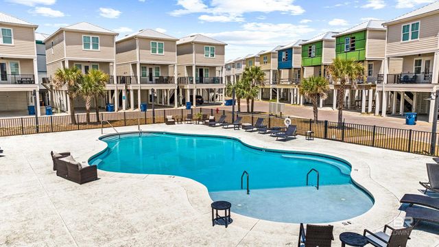 951 W Lagoon Avenue A, Gulf Shores, AL 36542