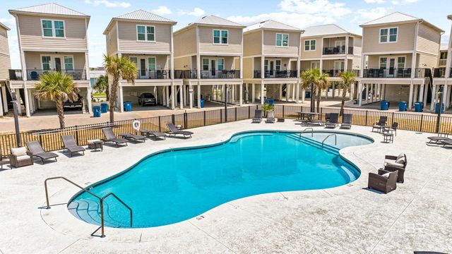 951 W Lagoon Avenue A, Gulf Shores, AL 36542